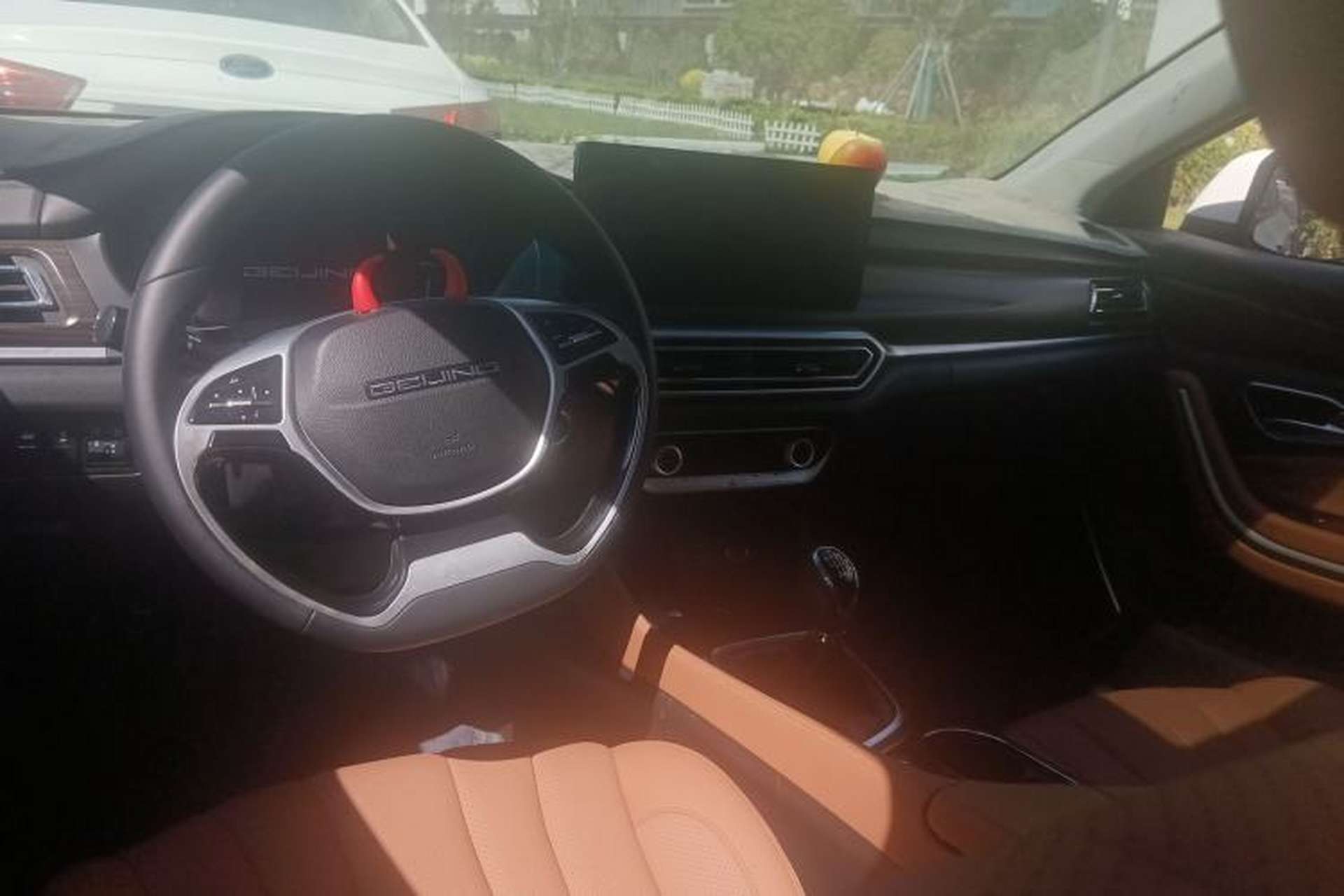 Used BAIC Beijing U7 2019 1.5T Manual New Smart Version China VI Center Console