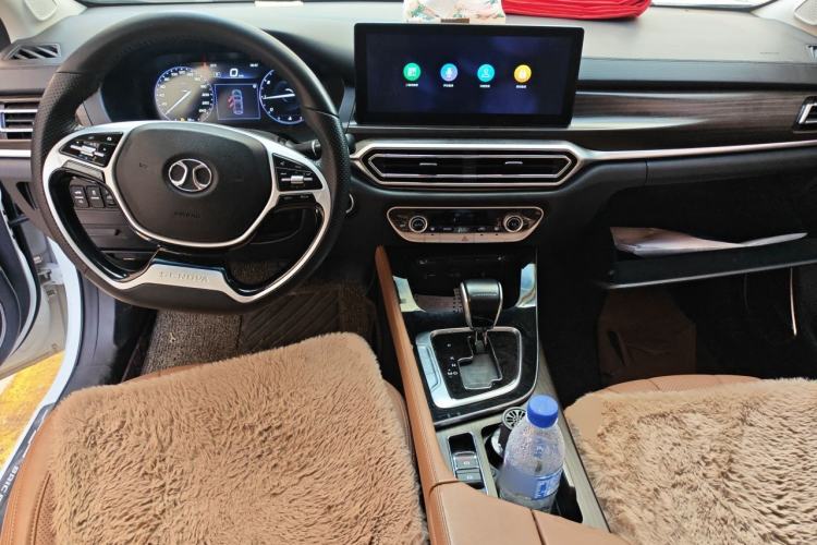 Used BAIC Beijing U7 2019 1.5T CVT New Smart Version China V Center Console