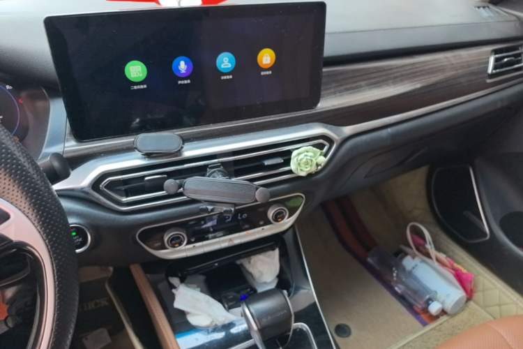 Used BAIC Beijing U7 2019 1.5T CVT New Smart Version China V Center Console