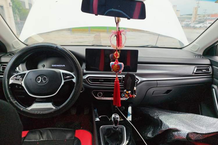 Used BAIC Beijing U7 2019 1.5T Manual Elite Version China V Emission Standard Center Console