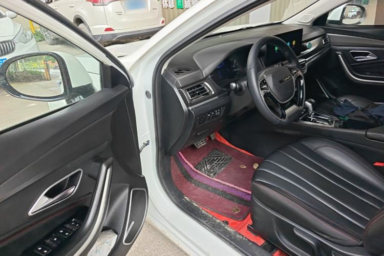 Used BAIC Beijing U7 2019 1.5T CVT Elite Version China VI Driver Seat