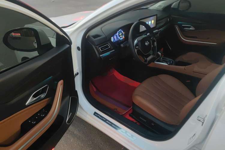 Used BAIC Beijing U7 2019 1.5T CVT New Smart Version China V Driver Seat