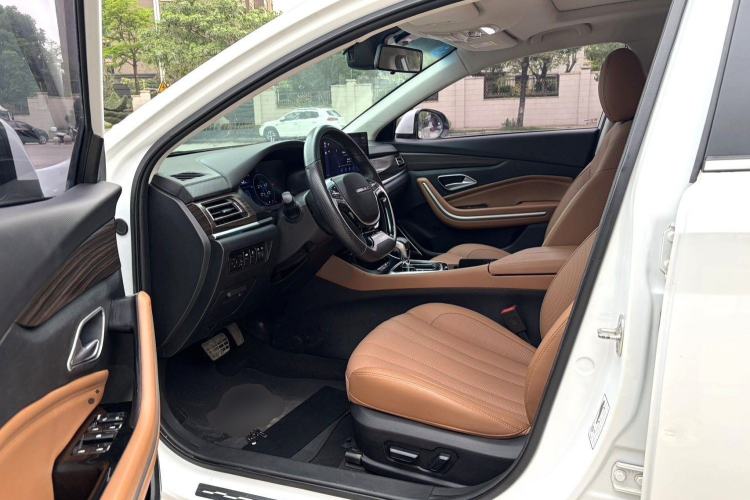 Used BAIC Beijing U7 2019 1.5T CVT New Smart Version China VI Emission Standard Driver Seat