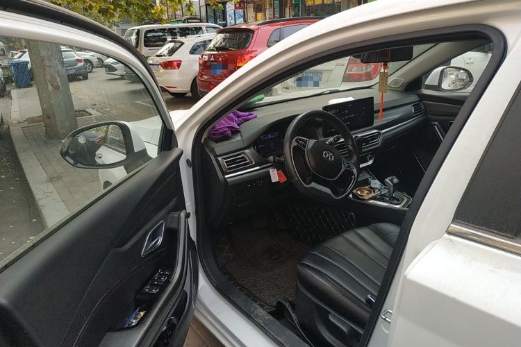 Used BAIC Beijing U7 2019 1.5T CVT Elite Edition China V Driver Seat