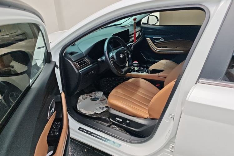 Used BAIC Beijing U7 2019 1.5T CVT New Smart Version China V Driver Seat