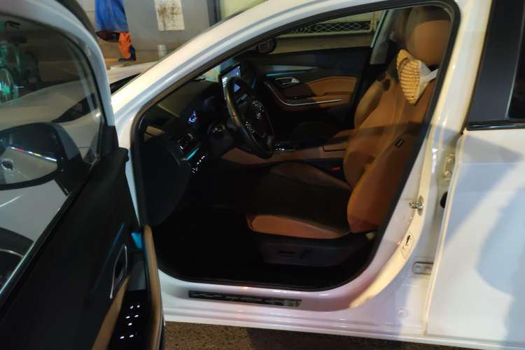 Used BAIC Beijing U7 2019 1.5T CVT New Smart Version China V Driver Seat