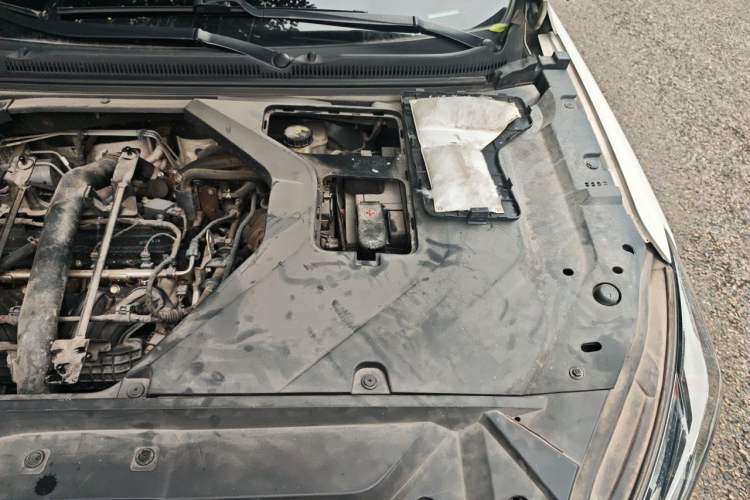 Used BAIC Beijing U7 2019 1.5T CVT New Smart Version China VI Emission Standard Engine Bay Left