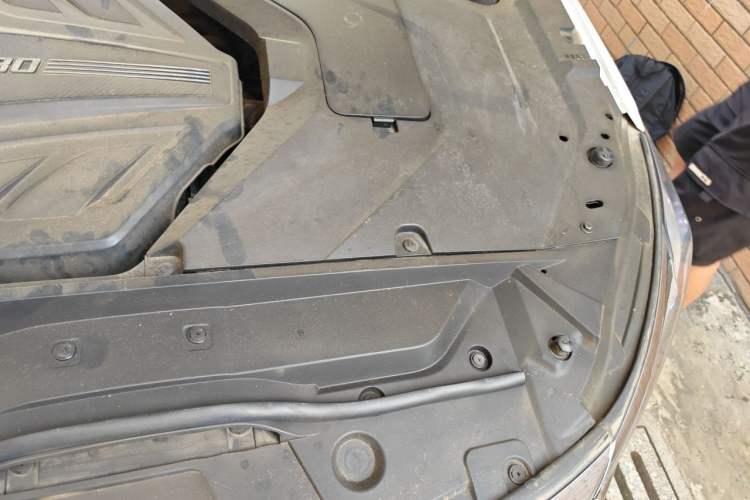 Used BAIC Beijing U7 2019 1.5T CVT New Smart Version China V Engine Bay Left