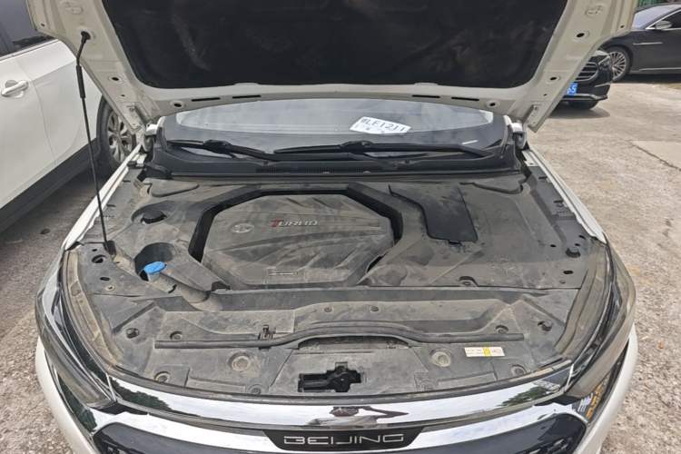 Used BAIC Beijing U7 2019 1.5T CVT Elite Version China VI Engine Bay