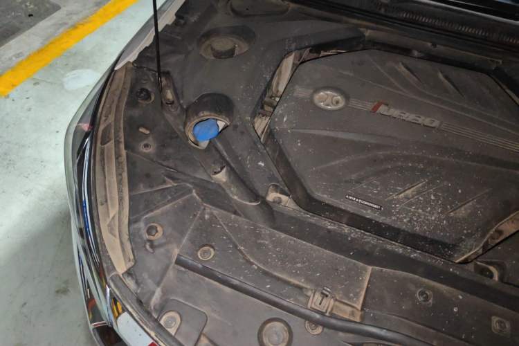 Used BAIC Beijing U7 2019 1.5T CVT New Smart Version China VI Emission Standard Engine Bay Right