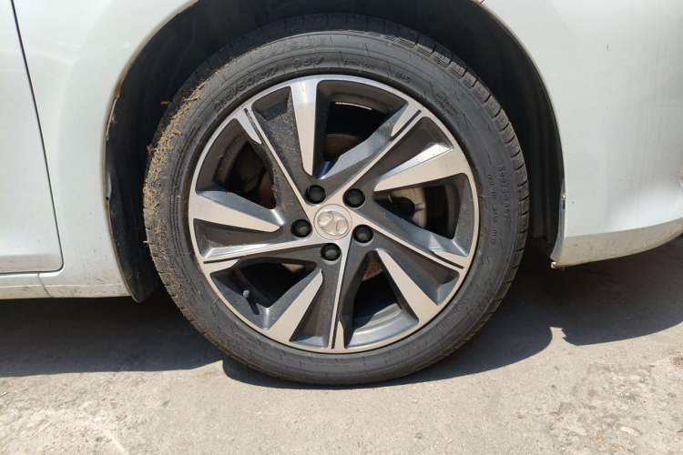 Used BAIC Beijing U7 2019 1.5T CVT Elite Version China VI Exterior 1