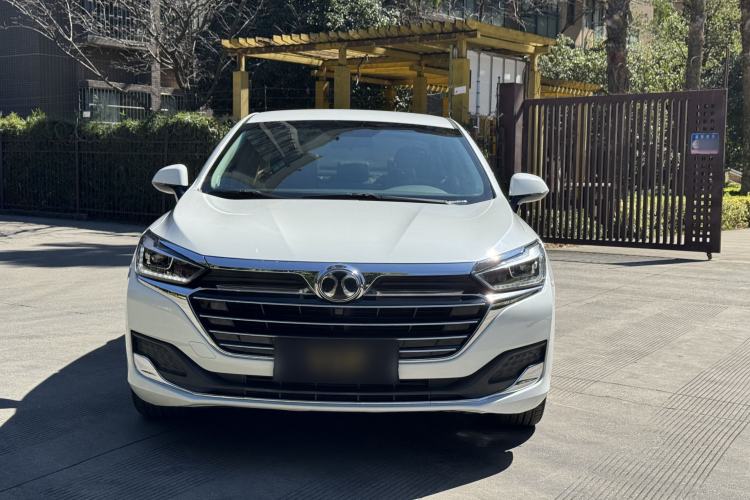 Used BAIC Beijing U7 2019 1.5T Manual Elite Version China VI Exterior 1