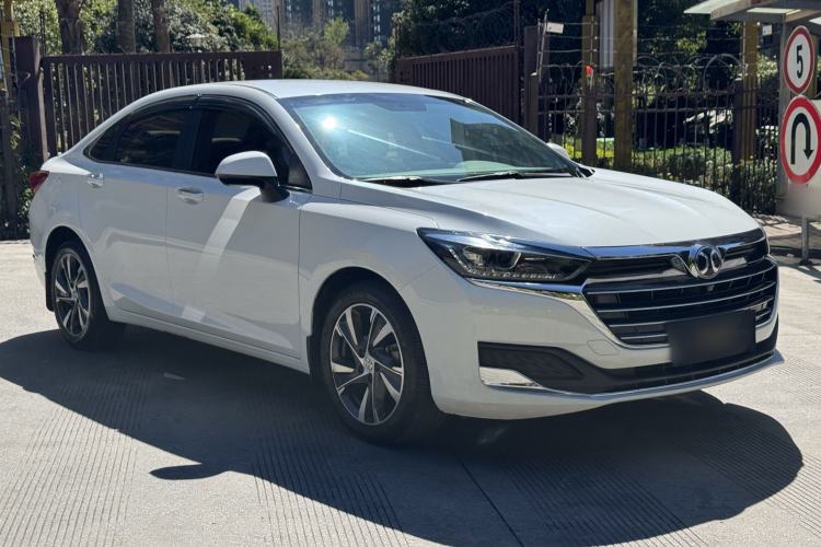 Used BAIC Beijing U7 2019 1.5T Manual Elite Version China VI Exterior 2