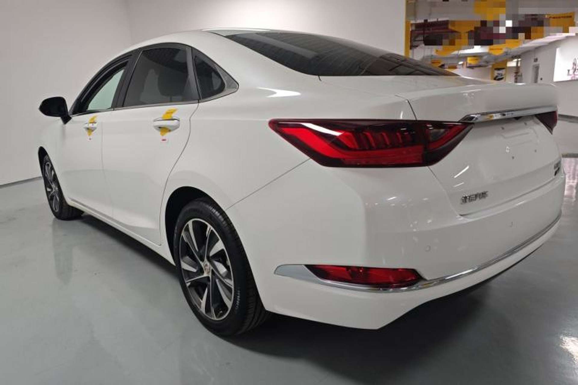 Used BAIC Beijing U7 2019 1.5T CVT Elite Edition China V Exterior 3
