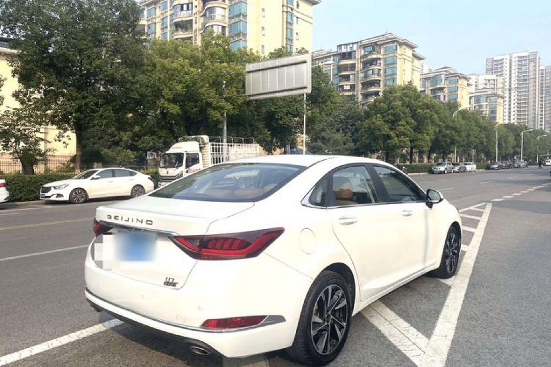 Used BAIC Beijing U7 2019 1.5T CVT New Smart Version China VI Emission Standard Exterior 4