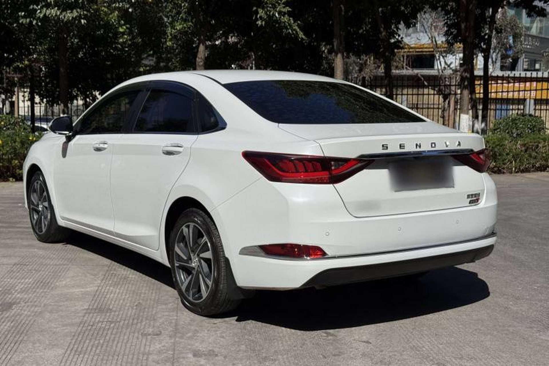 Used BAIC Beijing U7 2019 1.5T Manual Elite Version China VI Exterior 4