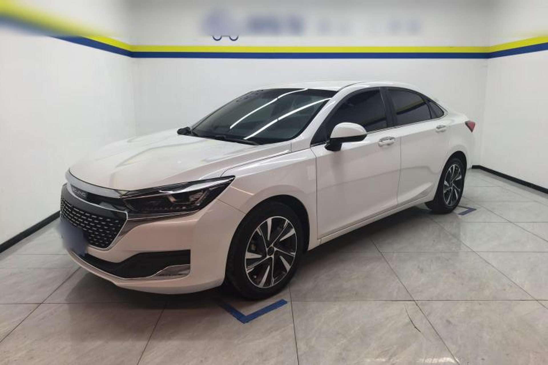 Used BAIC Beijing U7 2019 1.5T Manual Elite Version China VI Front Left 45 Deg