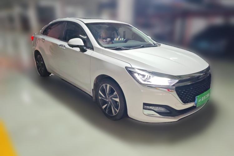 Used BAIC Beijing U7 2019 1.5T CVT New Smart Version China VI Emission Standard Front Right 45 Deg