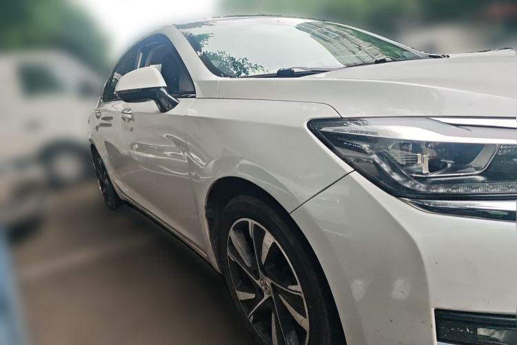 Used BAIC Beijing U7 2019 1.5T CVT New Smart Version China VI Emission Standard Front Right 45 Deg