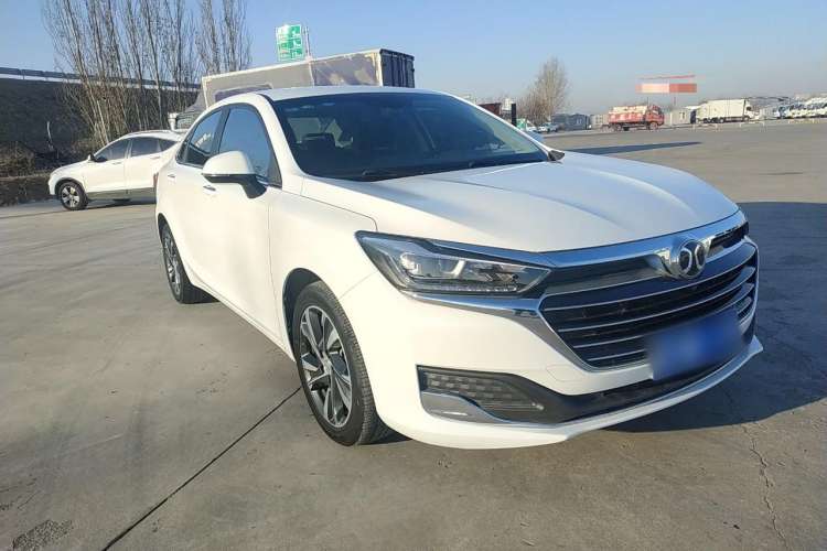 Used BAIC Beijing U7 2019 1.5T CVT Elite Edition China V Front Right 45 Deg