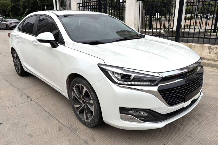 Used BAIC Beijing U7 2019 1.5T CVT New Smart Version China VI Emission Standard Front Right 45 Deg