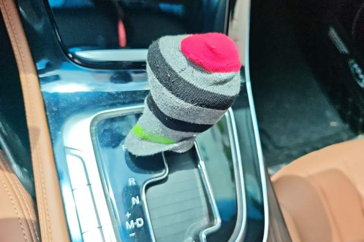 Used BAIC Beijing U7 2019 1.5T CVT New Smart Version China V Gear Lever