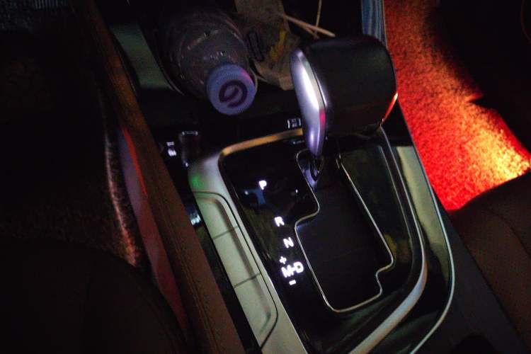 Used BAIC Beijing U7 2019 1.5T CVT New Smart Version China V Gear Lever