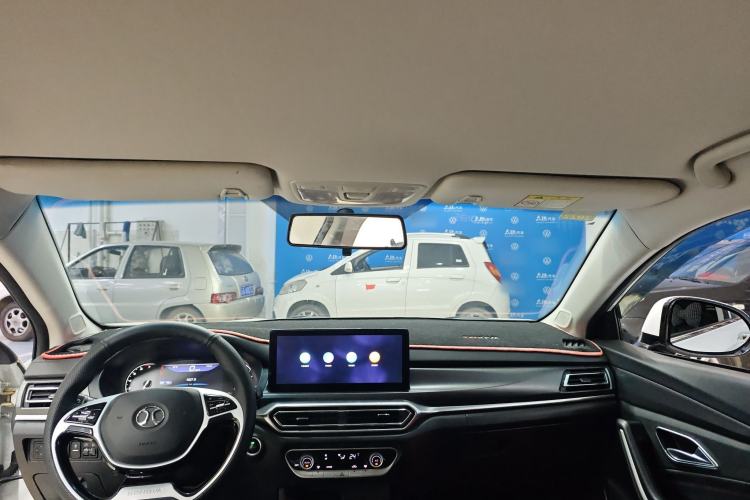 Used BAIC Beijing U7 2019 1.5T Manual Elite Version China VI Headliner