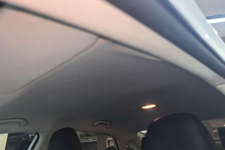 Used BAIC Beijing U7 2019 1.5T Manual Elite Version China VI Headliner