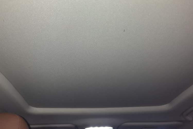 Used BAIC Beijing U7 2019 1.5T CVT New Smart Version China VI Emission Standard Headliner