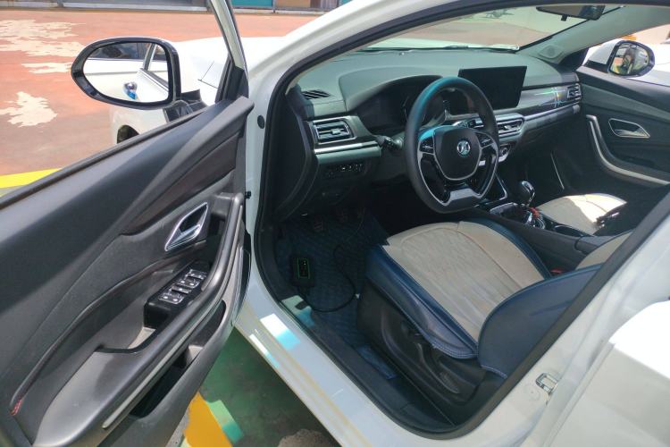 Used BAIC Beijing U7 2019 1.5T Manual Elite Version China V Emission Standard Interior 3