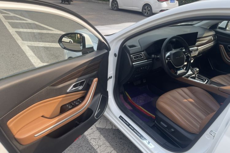 Used BAIC Beijing U7 2019 1.5T CVT New Smart Version China VI Emission Standard Interior 4