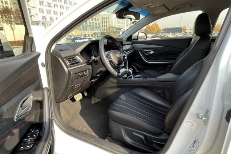 Used BAIC Beijing U7 2019 1.5T CVT Elite Edition China V Interior 6