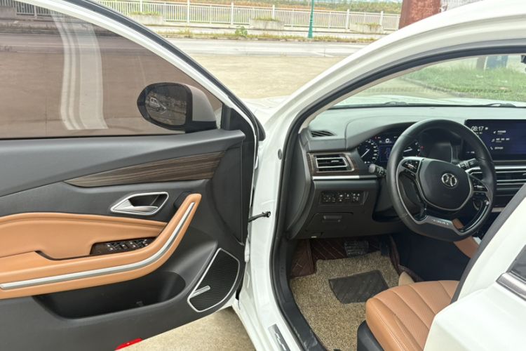Used BAIC Beijing U7 2019 1.5T CVT New Smart Version China VI Emission Standard Interior 6