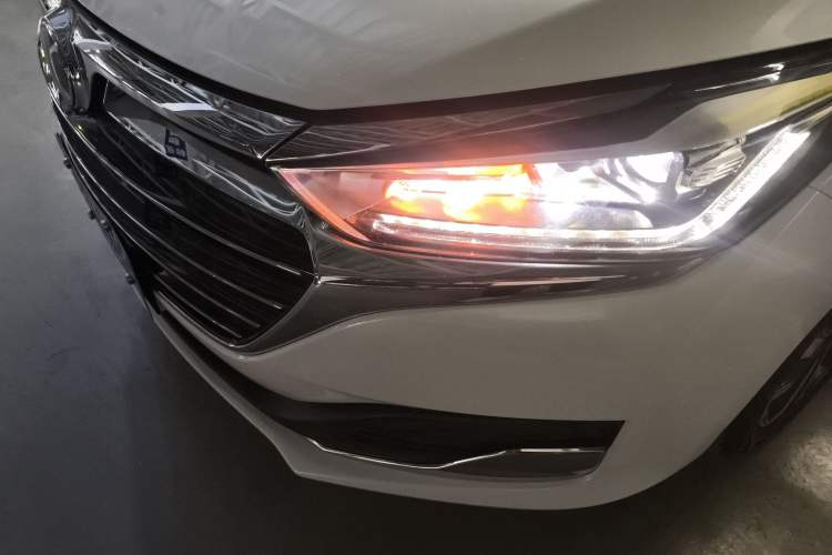 Used BAIC Beijing U7 2019 1.5T Manual Elite Version China VI Left Front Headlight