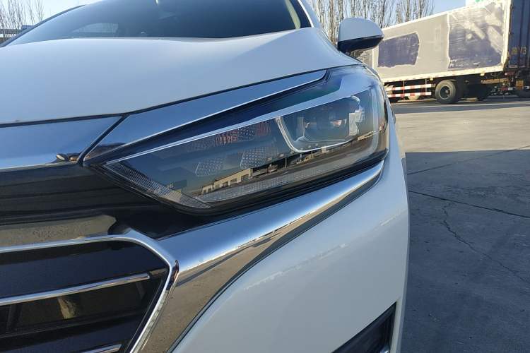 Used BAIC Beijing U7 2019 1.5T CVT Elite Edition China V Left Front Headlight