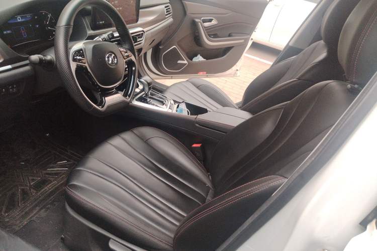 Used BAIC Beijing U7 2019 1.5T CVT Elite Edition China V Left Front Seat
