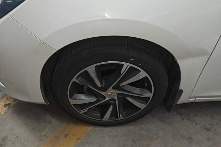 Used BAIC Beijing U7 2019 1.5T CVT Elite Version China VI Left Front Wheel Hub