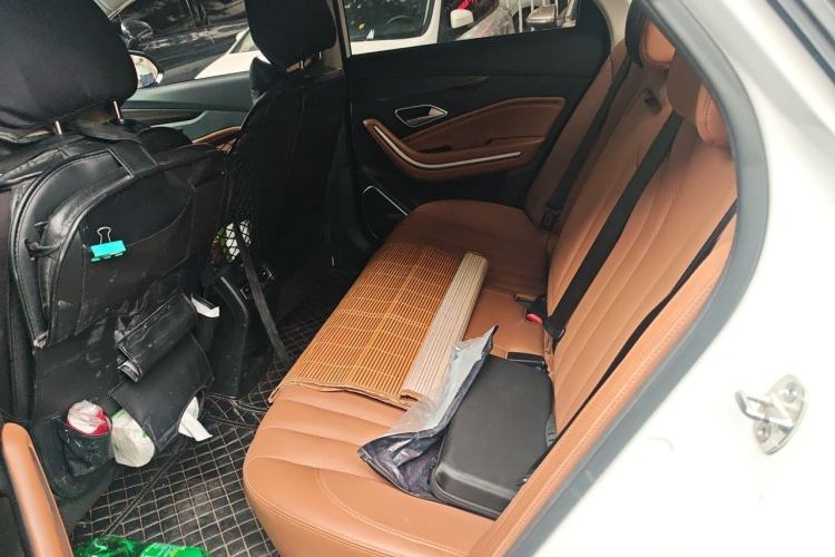 Used BAIC Beijing U7 2019 1.5T CVT New Smart Version China VI Emission Standard Left Rear Seat