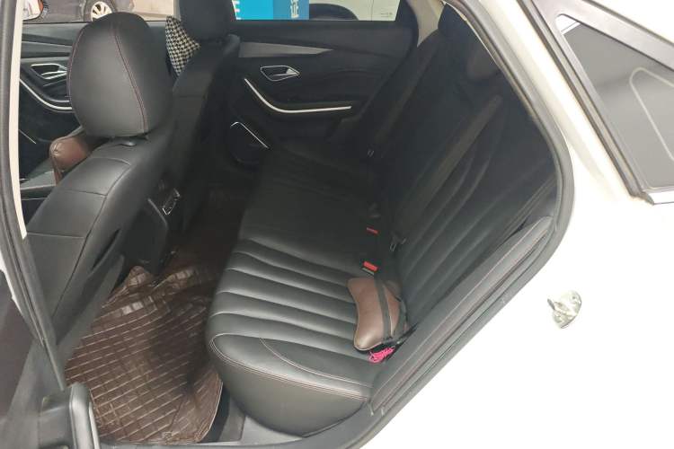 Used BAIC Beijing U7 2019 1.5T Manual Elite Version China VI Left Rear Seat