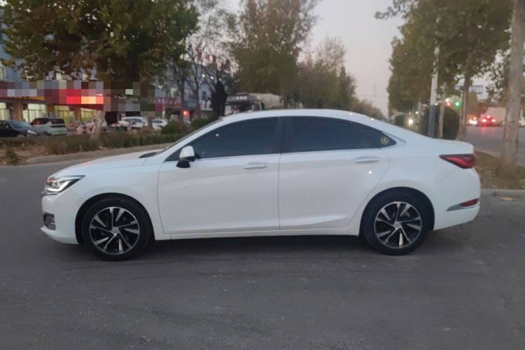 Used BAIC Beijing U7 2019 1.5T CVT New Smart Version China V Left Side