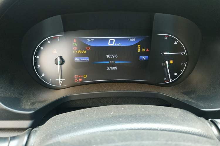Used BAIC Beijing U7 2019 1.5T CVT Elite Edition China V Odometer Close Up