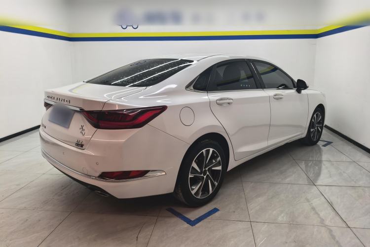Used BAIC Beijing U7 2019 1.5T Manual Elite Version China VI Rear Right 45 Deg