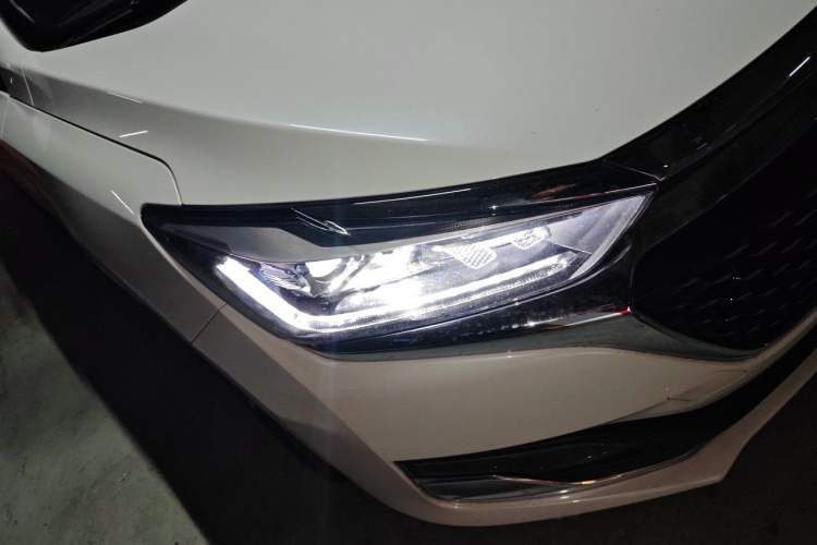 Used BAIC Beijing U7 2019 1.5T CVT New Smart Version China VI Emission Standard Right Front Headlight