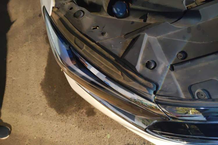Used BAIC Beijing U7 2019 1.5T CVT New Smart Version China V Right Front Headlight
