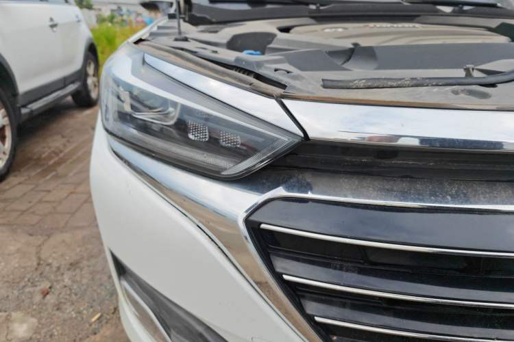 Used BAIC Beijing U7 2019 1.5T Manual Elite Version China V Emission Standard Right Front Headlight