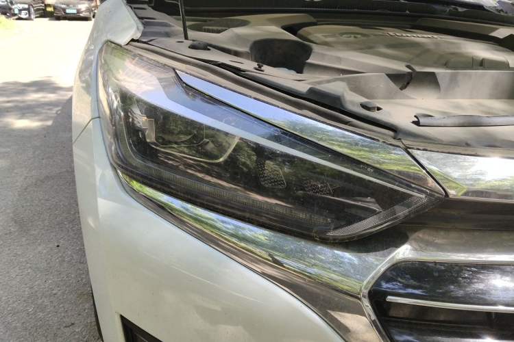 Used BAIC Beijing U7 2019 1.5T CVT New Smart Version China V Right Front Headlight
