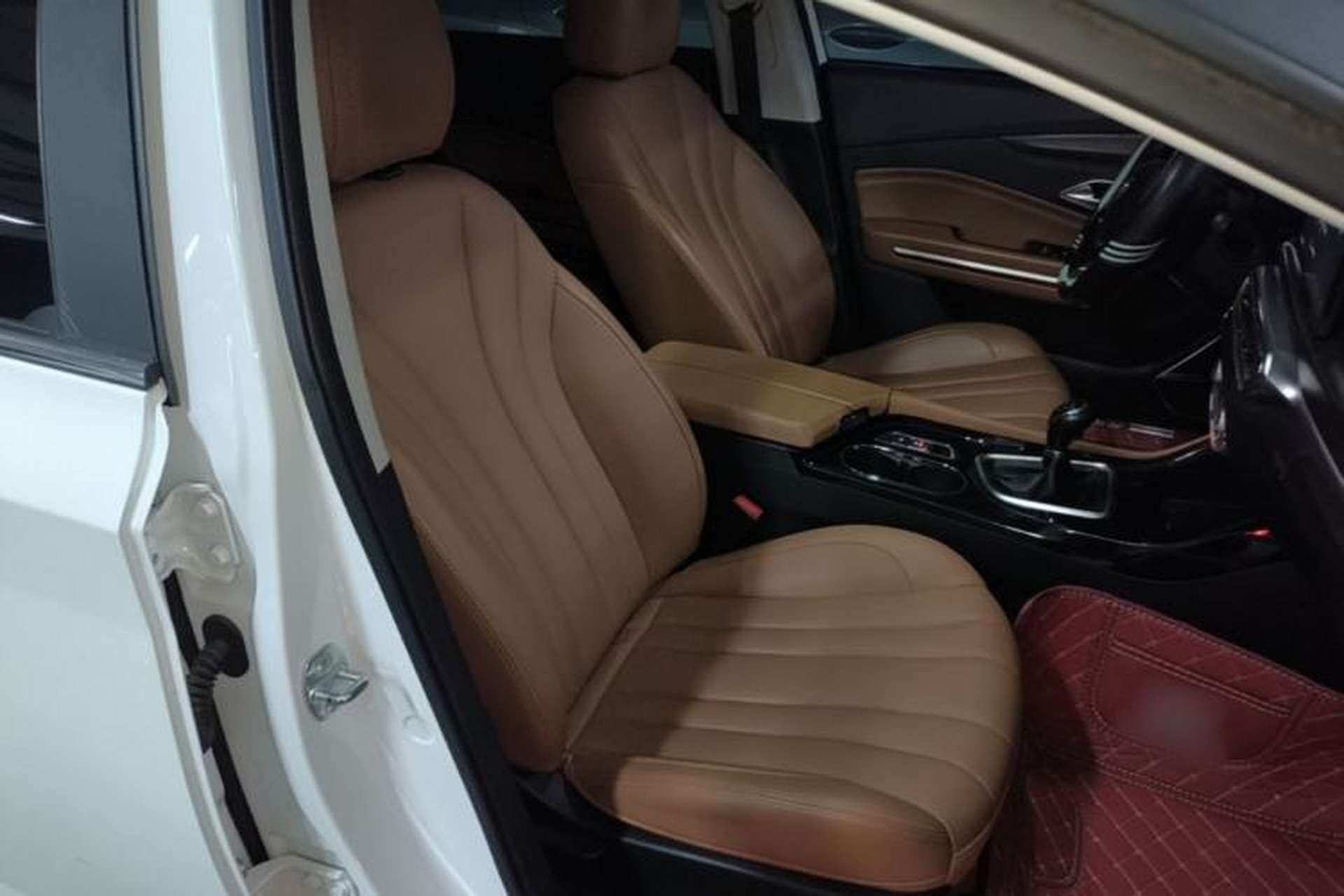 Used BAIC Beijing U7 2019 1.5T Manual New Smart Version China V Right Front Seat
