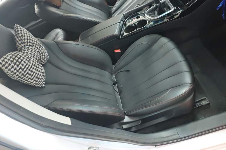 Used BAIC Beijing U7 2019 1.5T Manual Elite Version China VI Right Front Seat