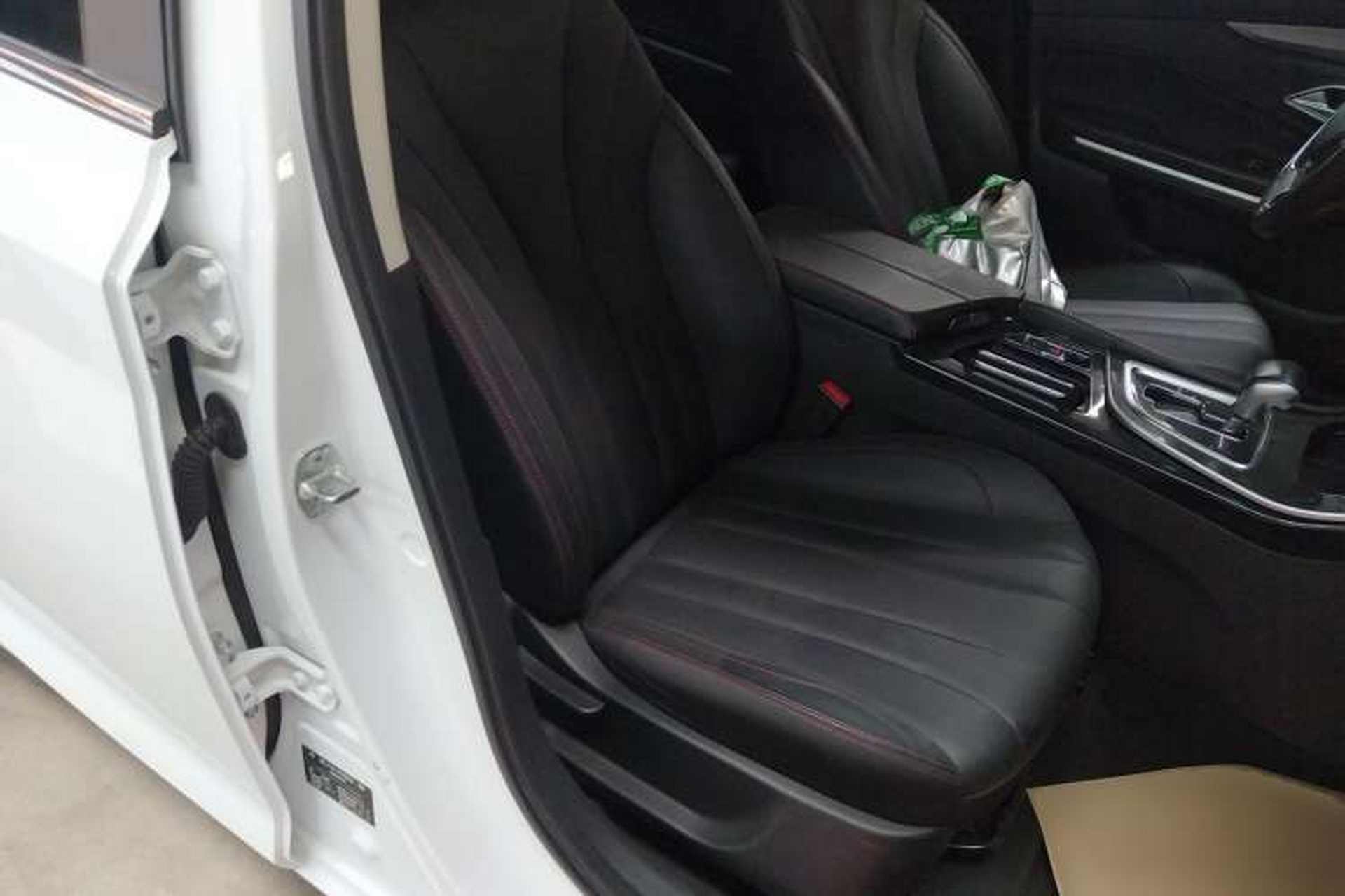 Used BAIC Beijing U7 2019 1.5T CVT Elite Version China VI Right Front Seat